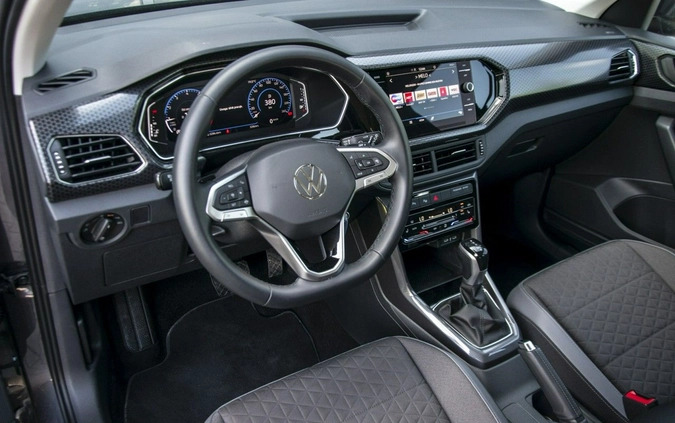 Volkswagen T-Cross cena 111000 przebieg: 5, rok produkcji 2023 z Krasnobród małe 326